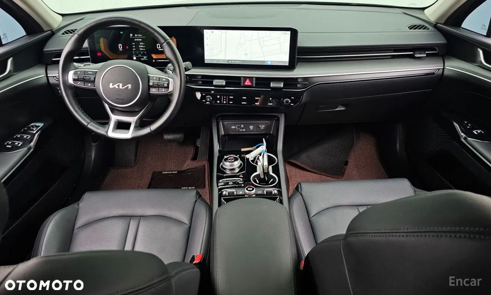 Kia K5 - 11