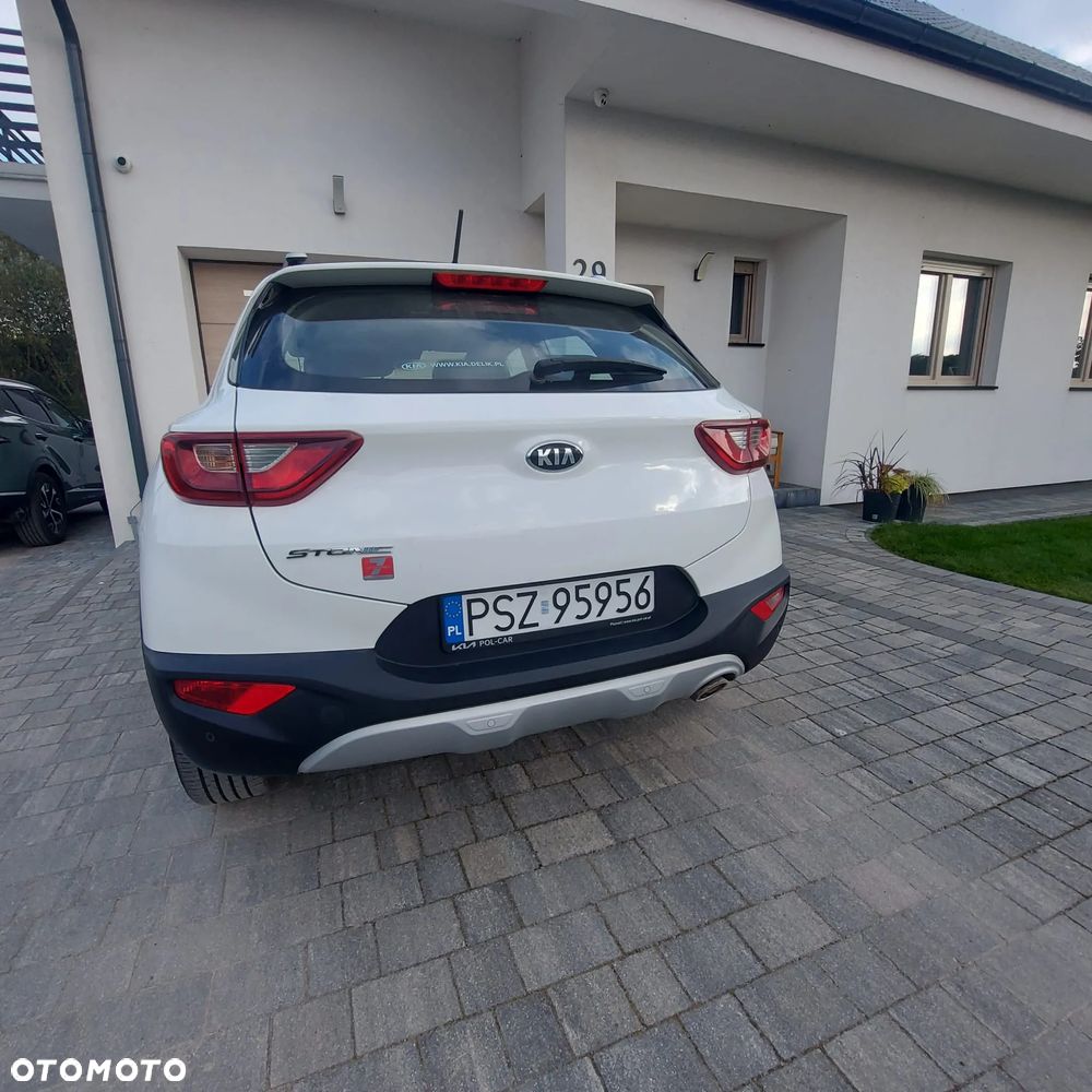 Kia Stonic - 5