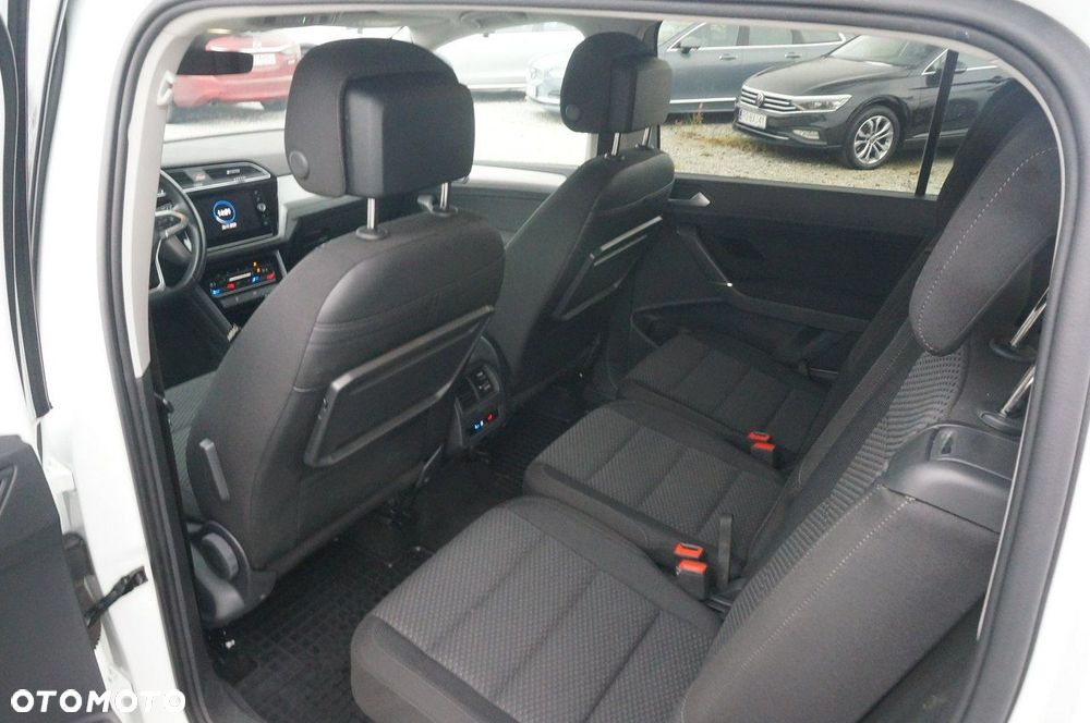 Volkswagen Touran 2.0 TDI BMT Comfortline DSG - 23