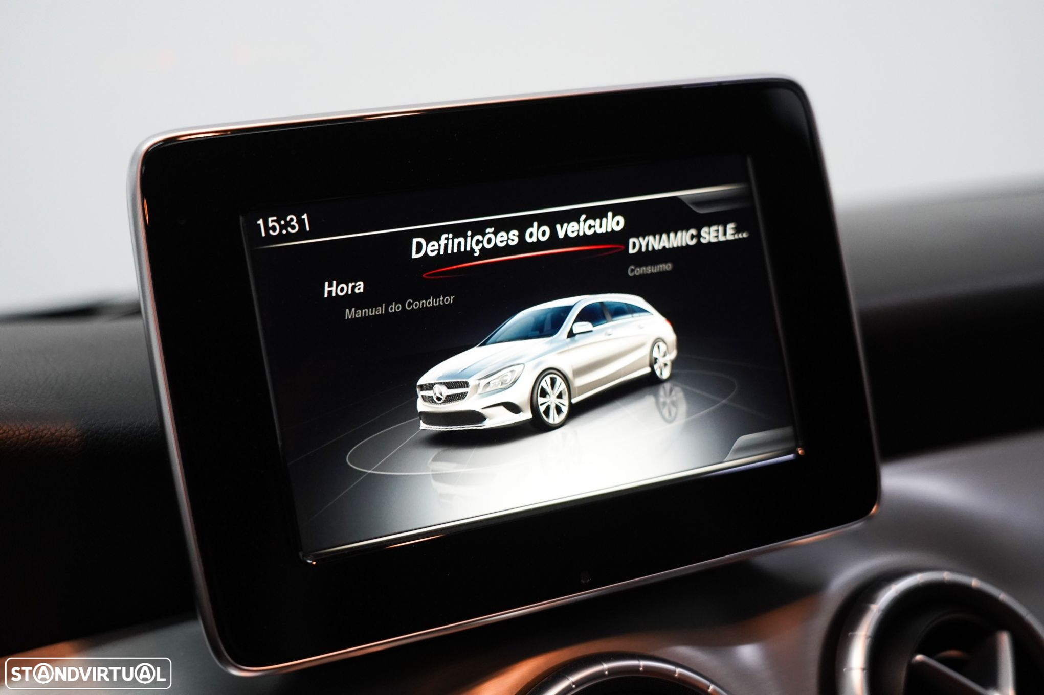 Mercedes-Benz CLA 200 - 13