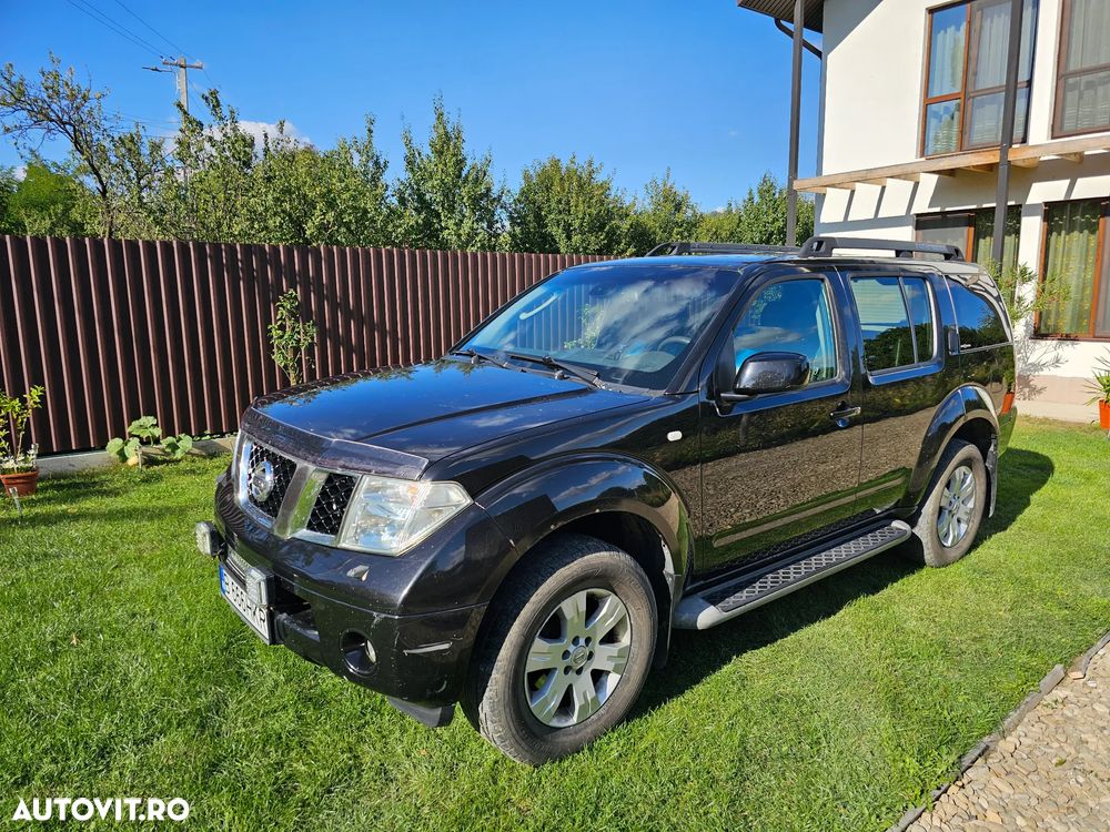 Nissan Pathfinder 2.5 dCi LE - 1