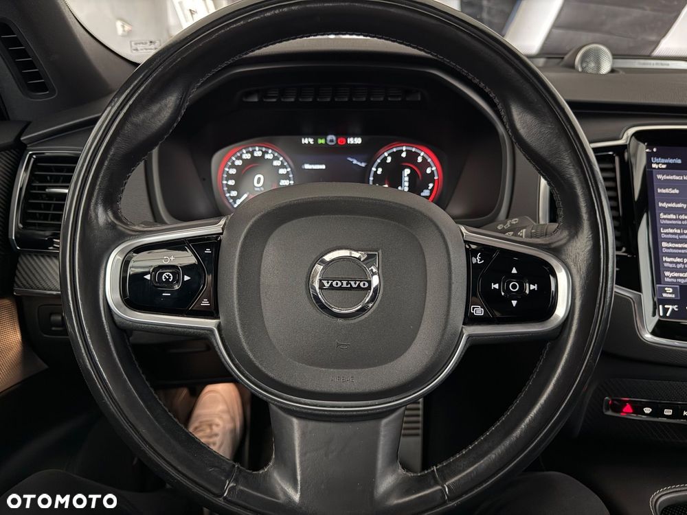 Volvo XC 90 T6 AWD Geartronic RDesign - 25