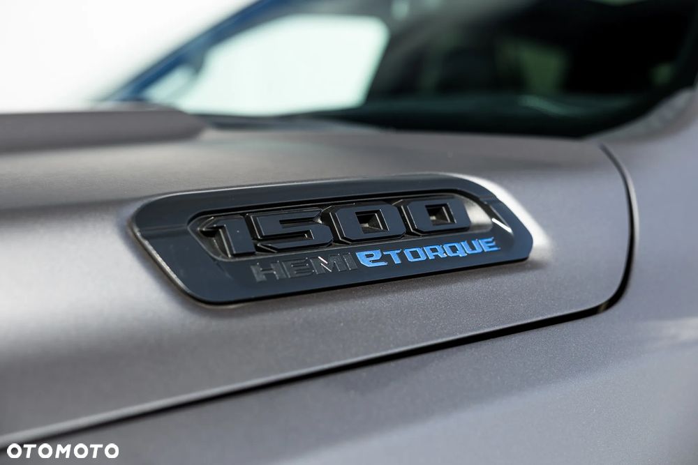 RAM 1500 5.7 eTorque Crew Cab Shortbed Limited Black - 12