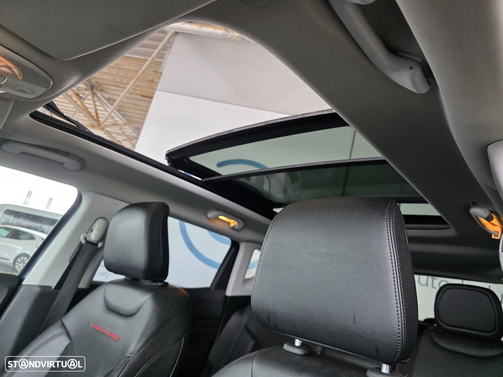 Jeep Compass 1.3 TG Trailhawk - 12