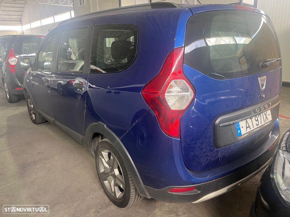 Dacia Lodgy 1.5 Blue dCi Stepway 7L - 6