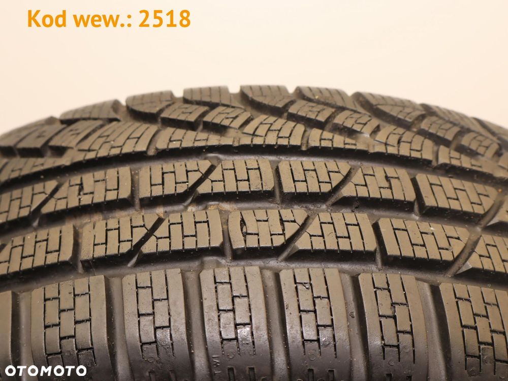 Pirelli Sottozero Winter 210 Serie II - 205/65 R17 - 8