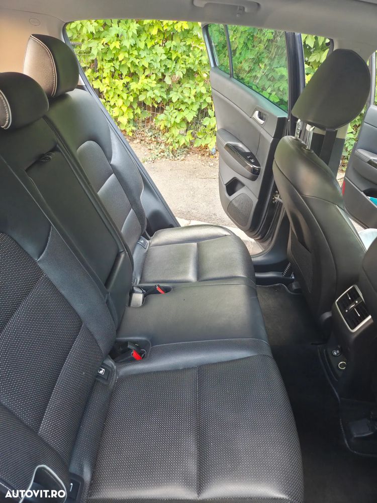 Kia Sportage 2.0 DSL MT 4x4 PREMIUM - 10