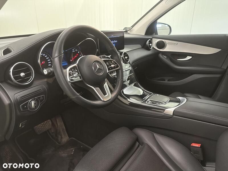 Mercedes-Benz GLC - 11