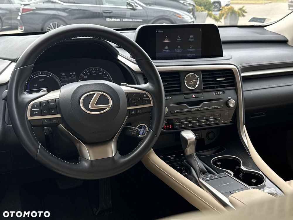 Lexus RX - 23