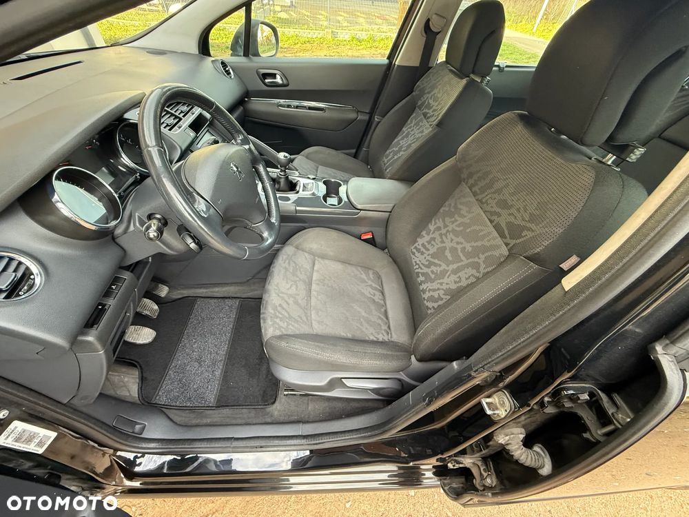 Peugeot 3008 1.6 HDi Premium - 5