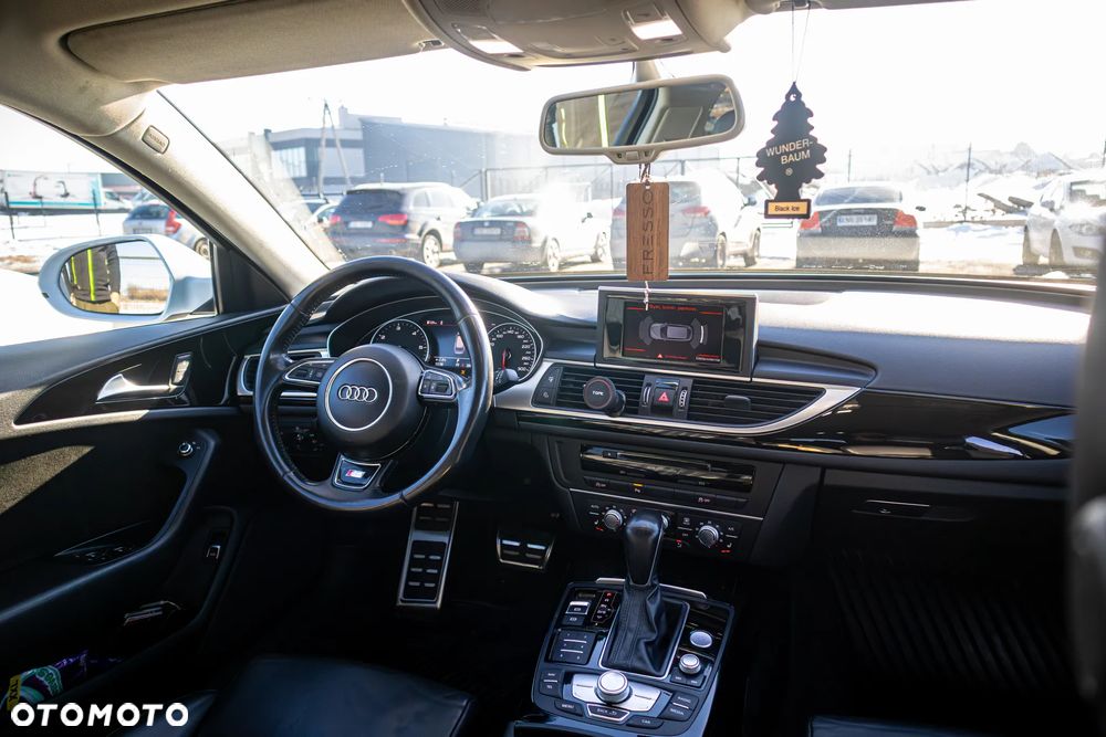 Audi A6 Avant 2.0 TDI Ultra DPF S tronic - 11