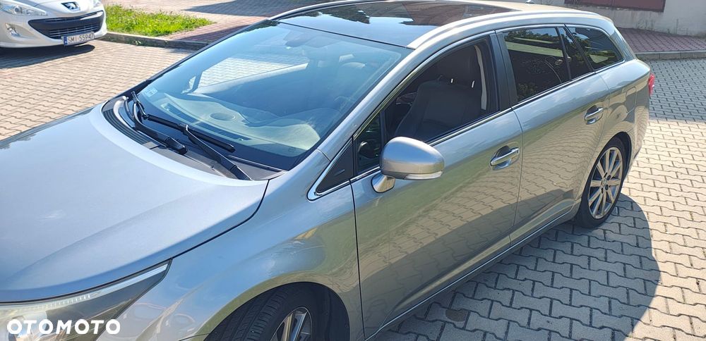 Toyota Avensis - 7