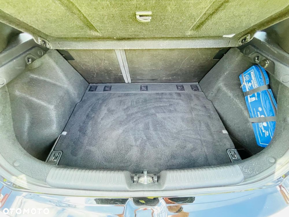 Hyundai i30 blue 1.4 Classic Navigation - 20