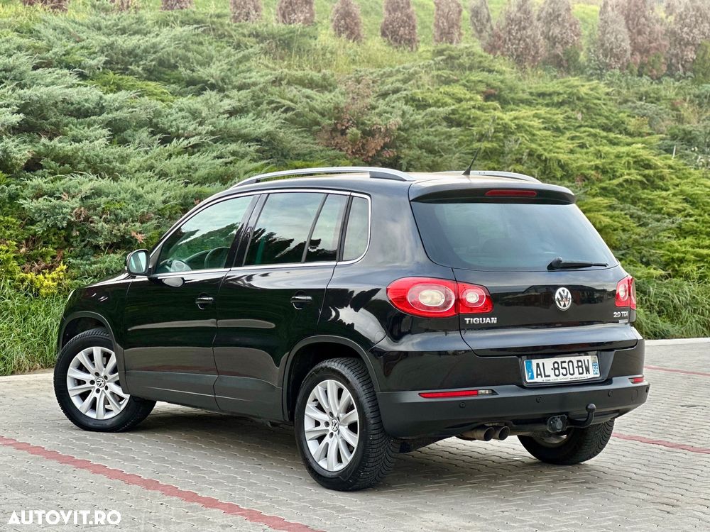Volkswagen Tiguan - 5