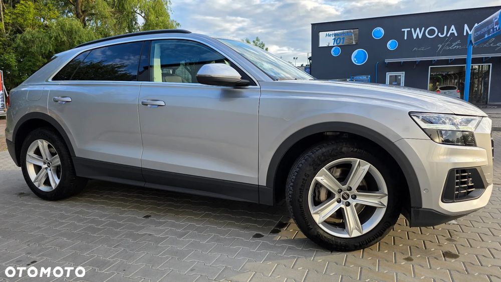 Audi Q8 55 TFSI mHEV Quattro Tiptronic - 8