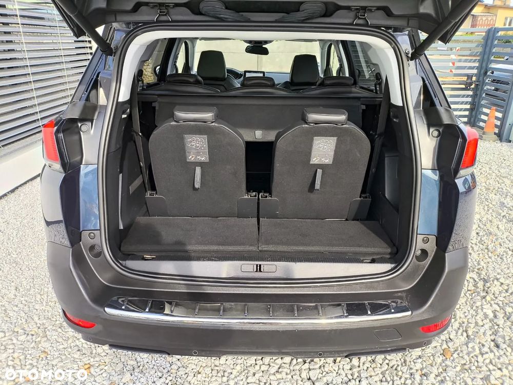 Peugeot 5008 - 7