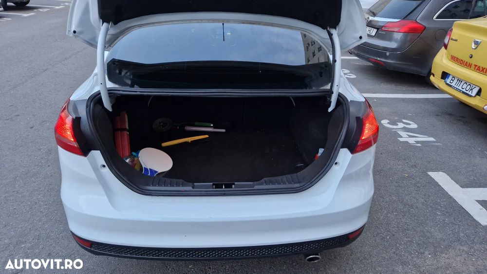 Ford Focus 2.0 TDCi Titanium - 9