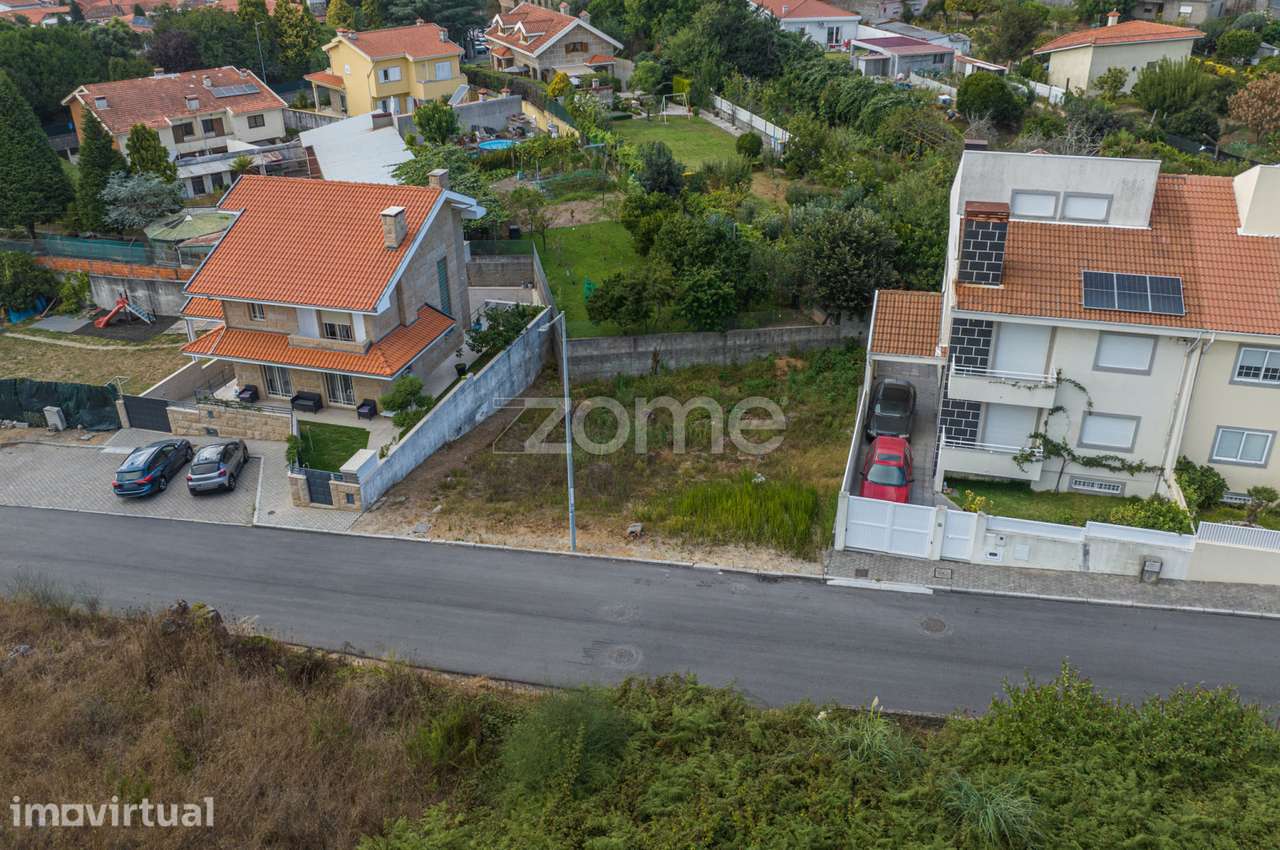 Terreno Urbano em Canelas, Vila Nova de Gaia - Grande imagem: 4/16