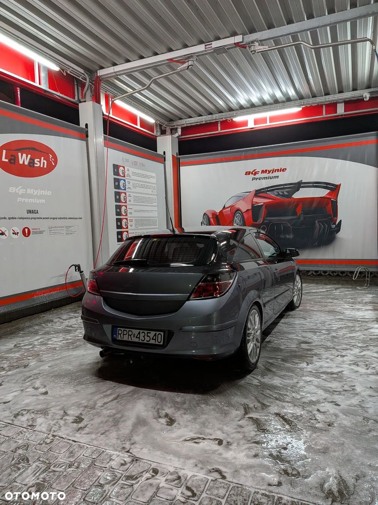 Opel Astra 2.0 T Sport - 8