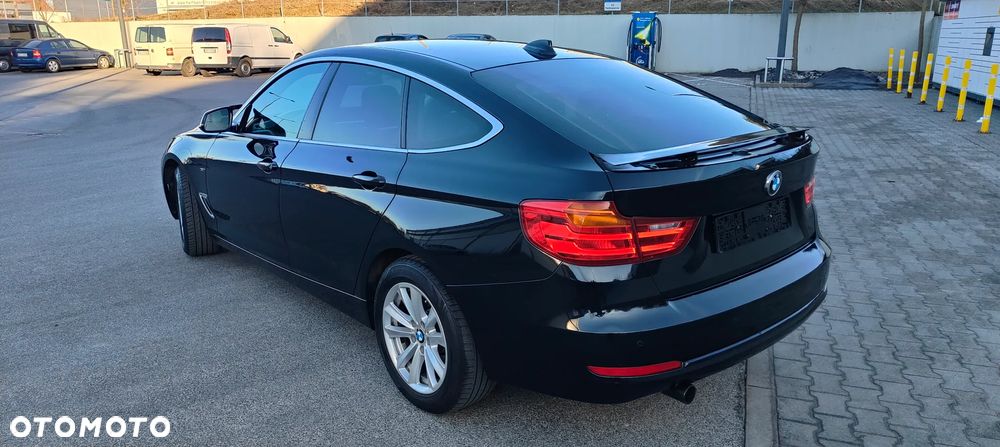 BMW 3GT 320d xDrive - 23