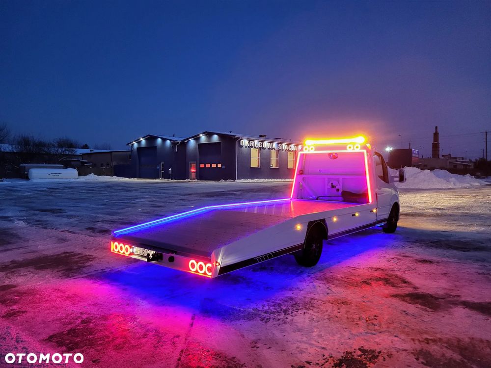 Mercedes-Benz Sprinter 317 Autolaweta najazd alu Hak 3500kg - 15