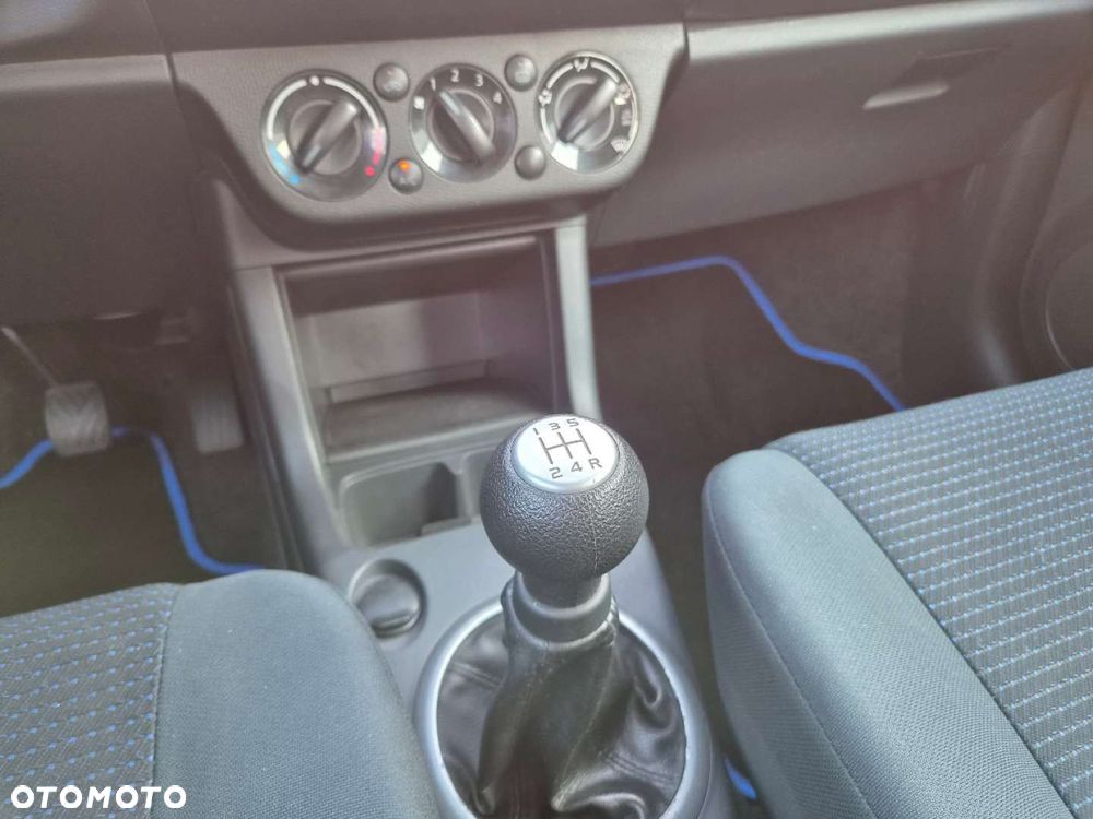 Suzuki Swift - 23