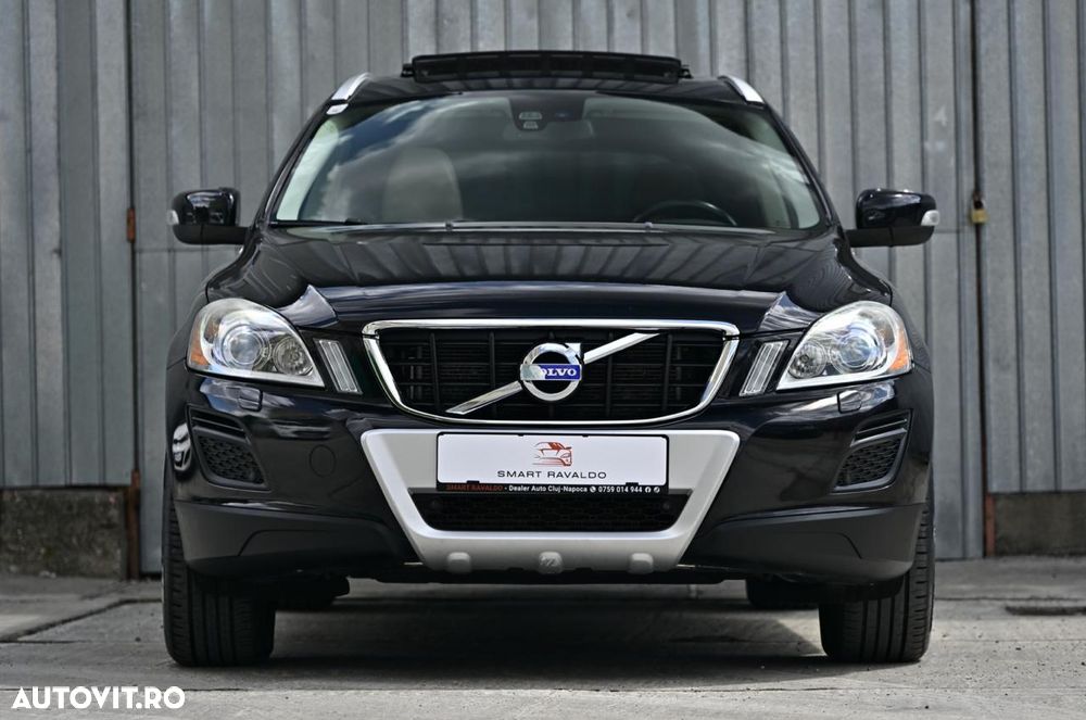 Volvo XC 60 D3 AWD Aut. Summum - 3
