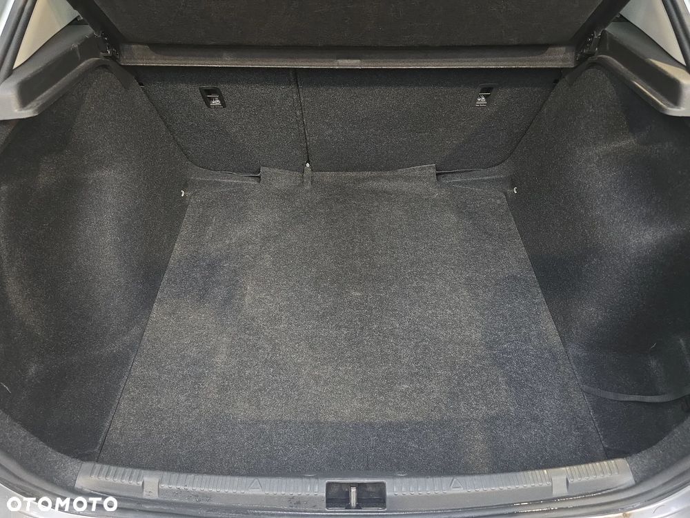 Skoda RAPID 1.0 TSI Ambition - 17