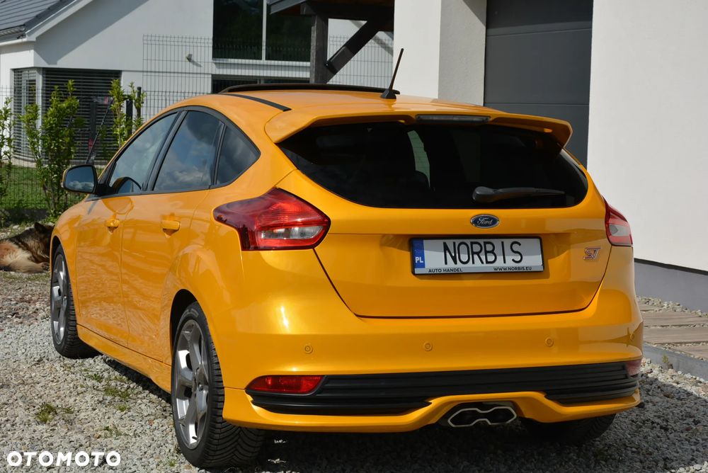 Ford Focus 2.0 TDCi ST-2 PowerShift - 4