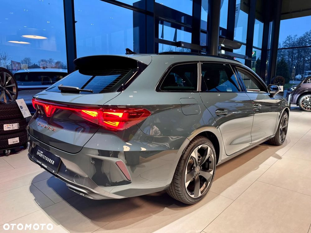 Cupra Leon Sportstourer - 3