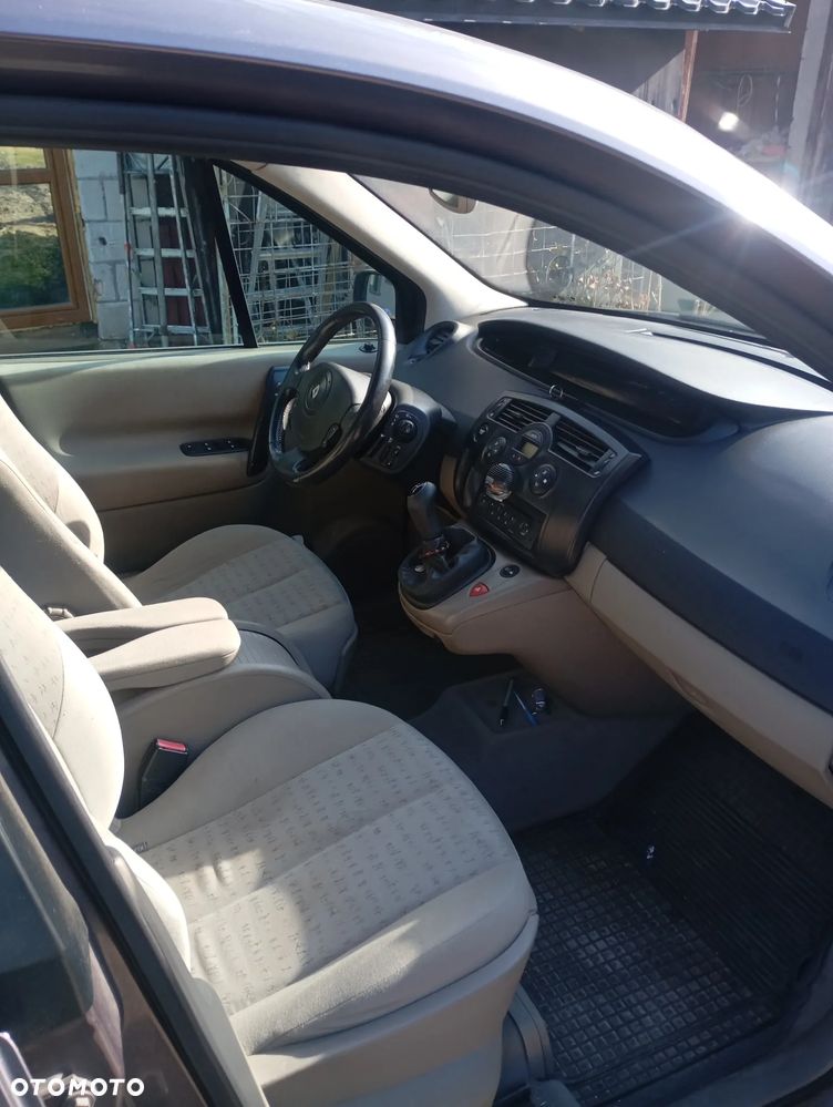 Renault Scenic 1.5 dCi Confort Expression - 4