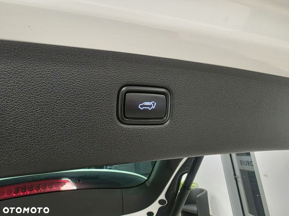Hyundai Tucson 2.0 CRDi 48V Premium 4WD - 23