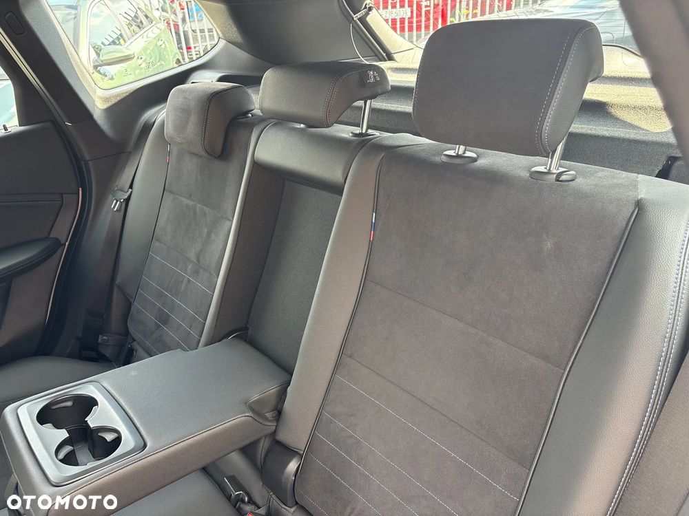 BMW X1 sDrive18i - 18