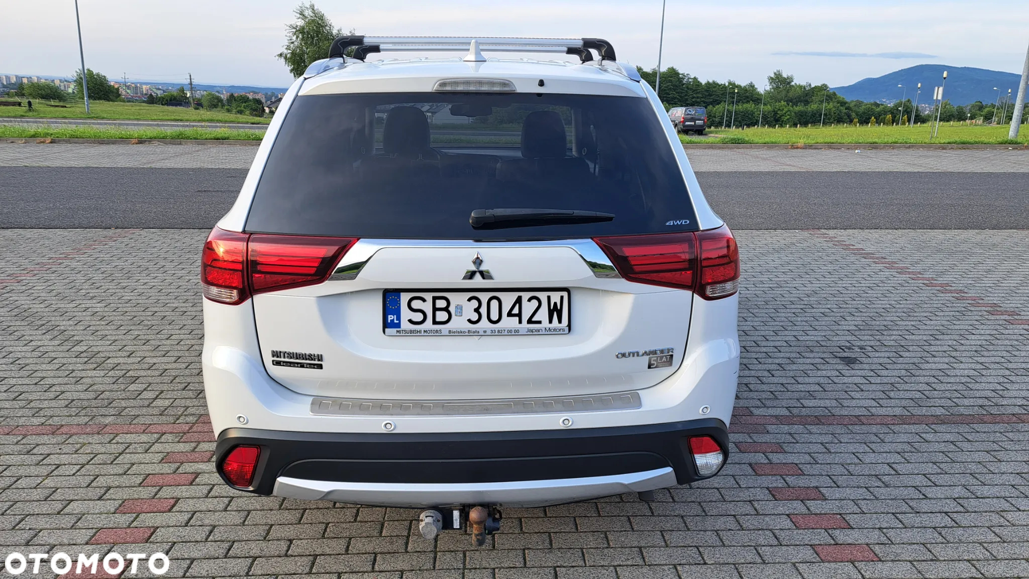 Mitsubishi Outlander 2.0 Instyle Navi 4WD CVT - 5
