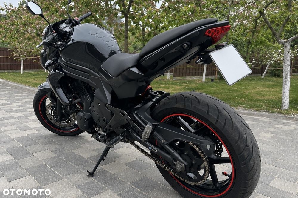 Kawasaki ER - 2
