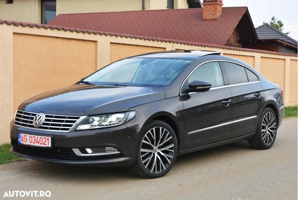 Volkswagen Passat CC 2.0 TDI BlueMotion Technology DSG Exclusive - 2