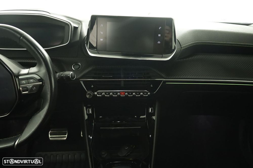 Peugeot 2008 1.2 PureTech GT EAT8 - 9
