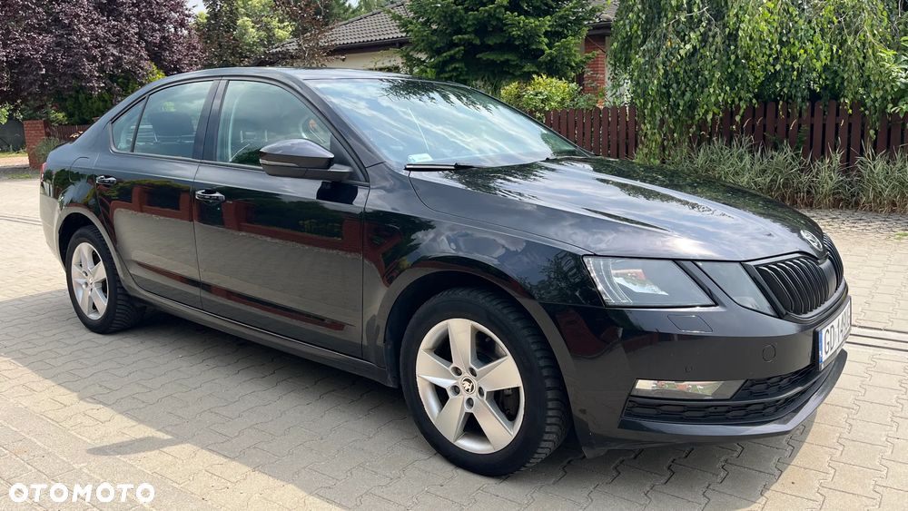 Skoda Octavia 2.0 TDI SCR 4x4 Ambition DSG - 2