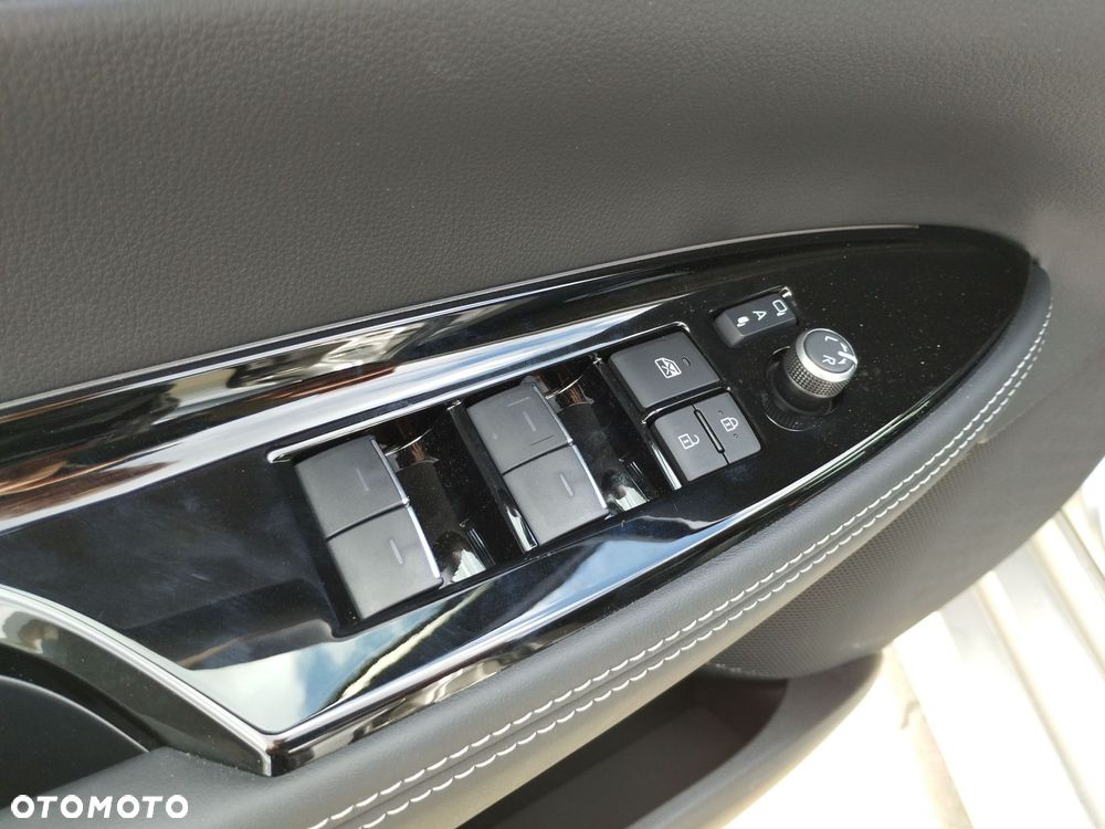 Toyota Mirai - 16