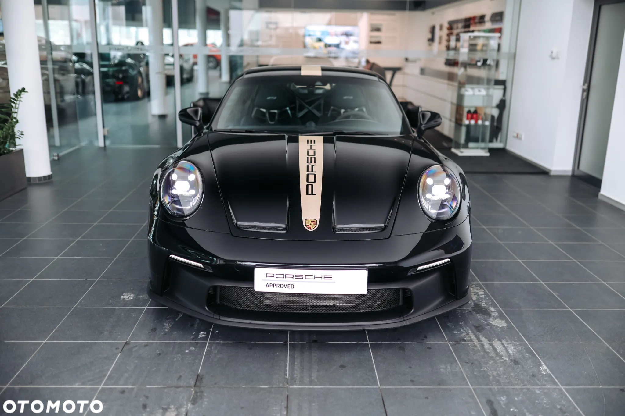 Porsche 911 GT3 - 8