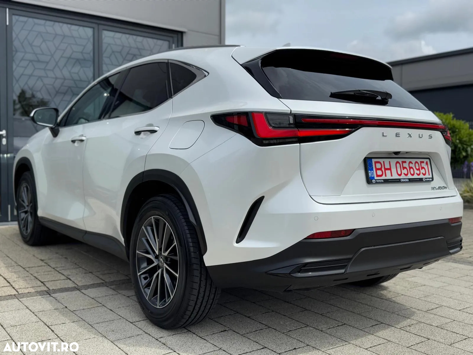 Lexus Seria NX 450h+ AWD CVT PHEV Executive - 10