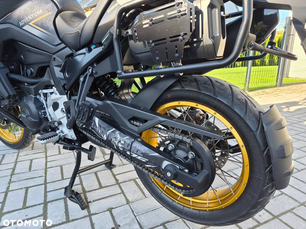 VOGE 900DSX - 33