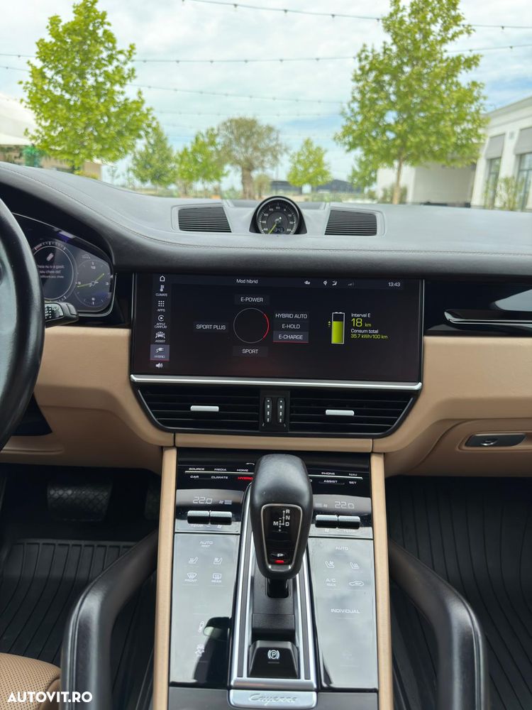 Porsche Cayenne Standard - 12