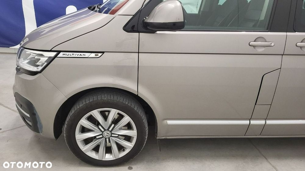 Volkswagen Multivan - 10