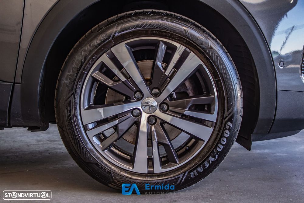 Peugeot 3008 1.6 Hybrid Allure Pack e-EAT8 - 18