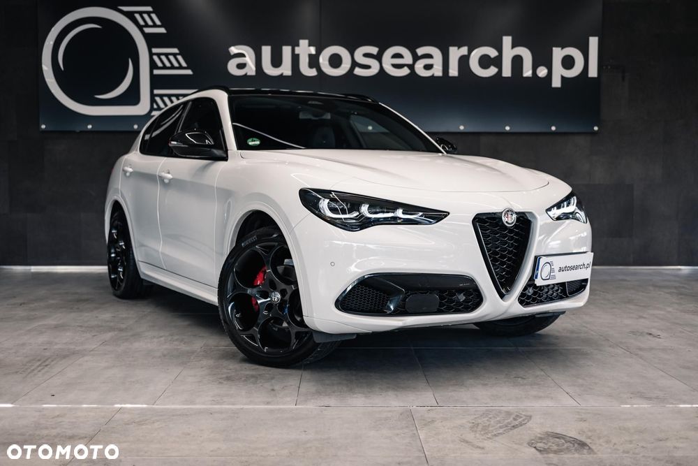 Alfa Romeo Stelvio 2024 photo 3