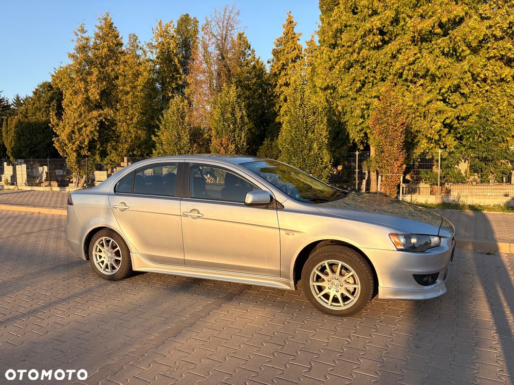 Mitsubishi Lancer 1.8 Intense - 6