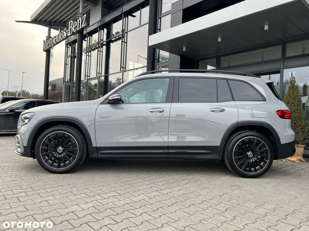 Mercedes-Benz GLB - 7