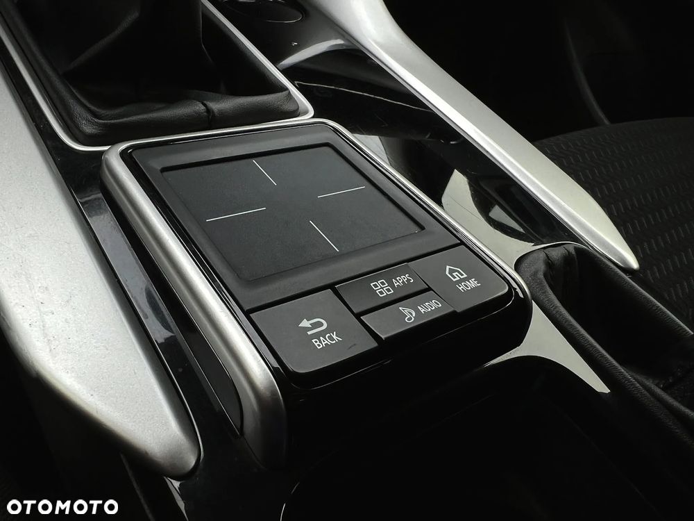 Mitsubishi Eclipse Cross 1.5 T GPF Invite Plus - 33