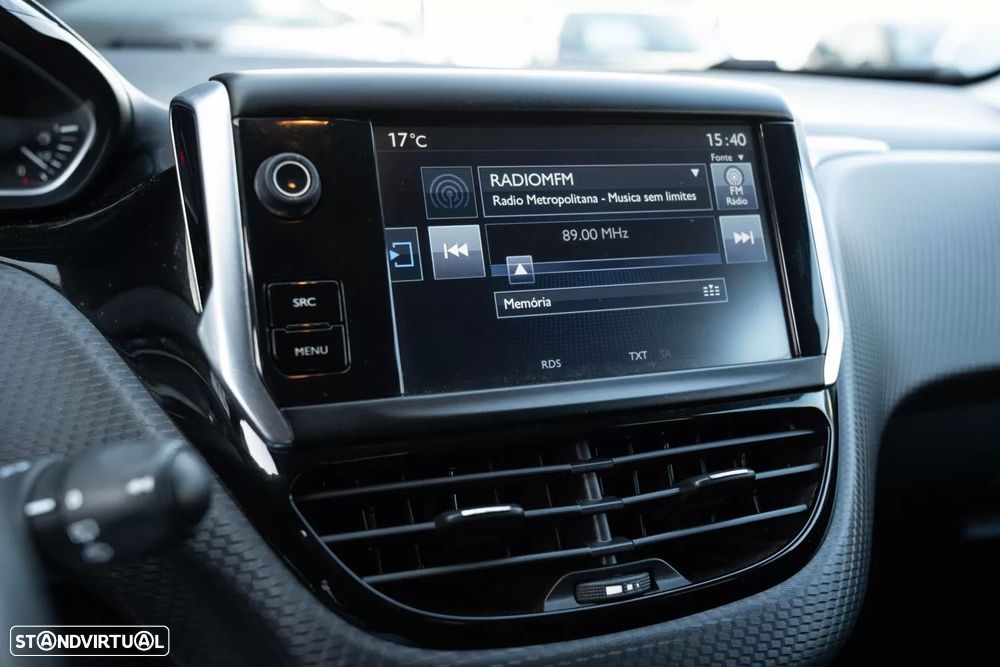 Peugeot 208 1.2 PureTech Active - 16